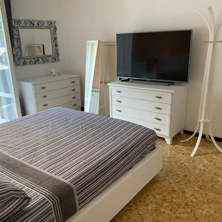 Apartment Sandro By Portofinovacanze